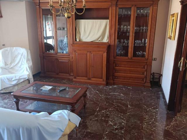 Piso en Venta en Martos
