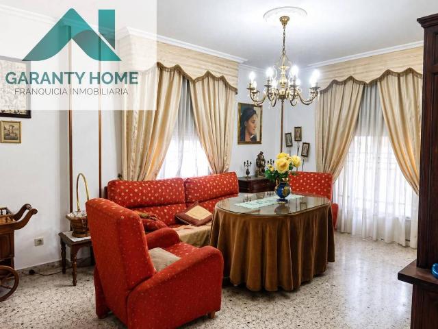 Piso en Venta en Martos