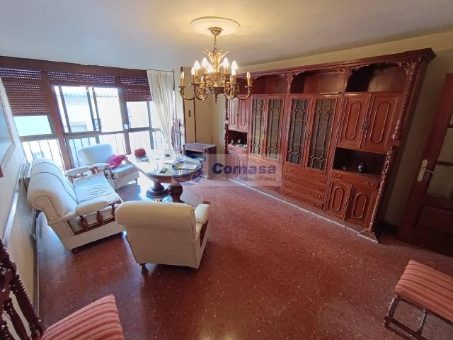 Piso en Venta en Martos