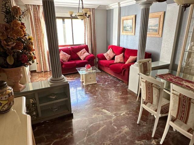Piso en Venta en Martos