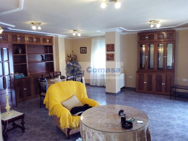 Piso en Venta en Martos