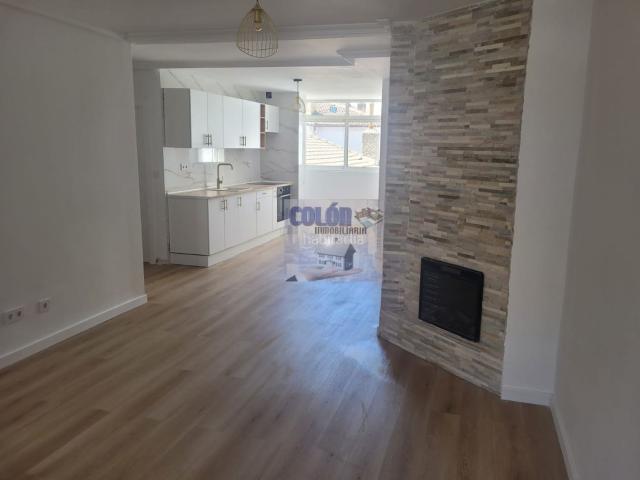 Piso en venta en Martos. SE VENDE PRECIOSO PISO, DE 95m2 ?EN ZONA PARQUE, CON COCHERA Y TRASTERO INCLUÍDOS EN EL PRECIO, POR 150.000 NEGOCIABLES!. Pisos.