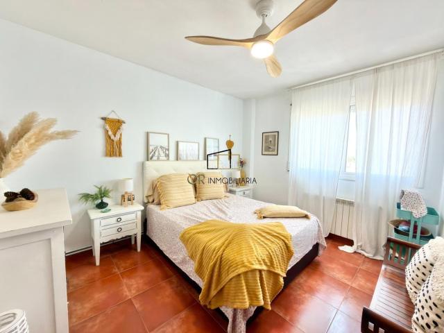 Piso en venta en Martorell. Luminoso piso de 3 habitaciones con terraza, parking y trastero en Martorell. Pisos.