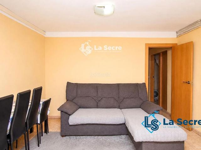 Piso en venta en Martorell. Pis de 3 habitacions amb balcó al barri del Pla, Martorell. Pisos.