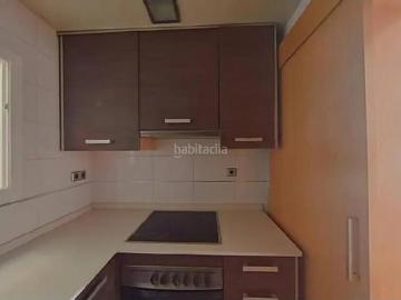 Piso en venta en Martorell. Piso ALQUILADO en venta en calle Verge del Carme. Pisos.