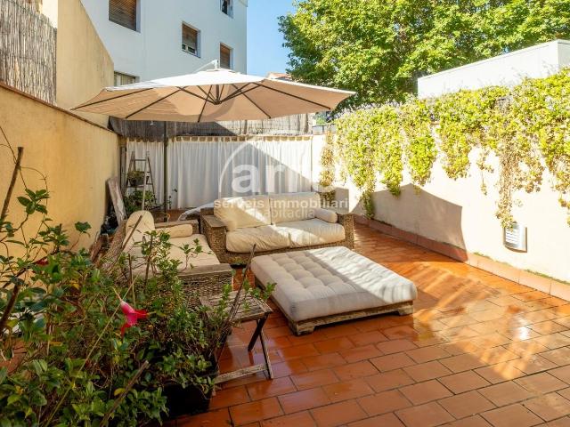 Piso en venta en Mataró, Centre. Exclusivo Ático de Diseño con Espectacular Terraza en el Corazón de Mataró. Pisos.