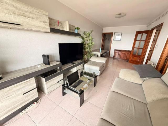 Piso en venta en Mataró, Centre. Piso en primera línea de mar con gran terraza y vistas espectaculares. Pisos.