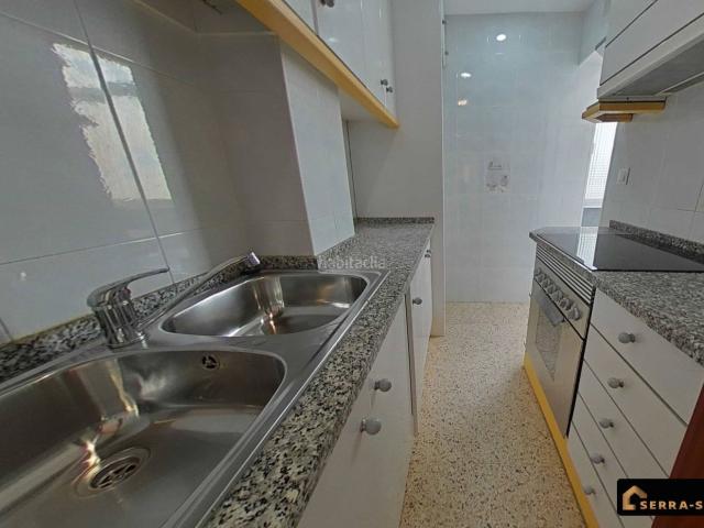 Piso en venta en Mataró, Cerdanyola Nord. IDEAL INVERSORES NO SE PUEDE VISITAR y EL PAGO TIENE QUE SER AL CONTADO Piso con muy buena Rentabilidad en Mataró!. Pisos.