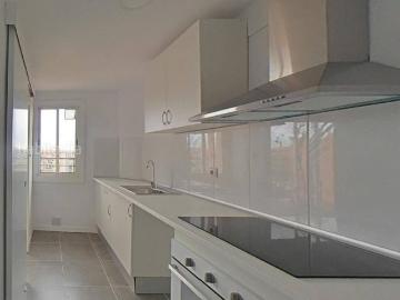 Piso en venta en Mataró, Cerdanyola Sud. IDEAL INVERSORES! Piso con alta rentabilidad garantizada en Mataró. Pisos.