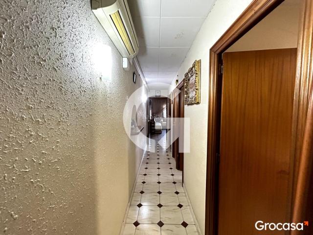 Piso en venta en Mataró, Cerdanyola Sud. Oportunidad de inversión en cerdanyola sur. Pisos.
