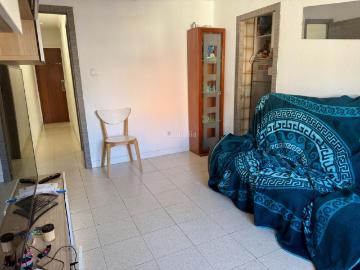 Piso en venta en Mataró, Cerdanyola Sud. Piso económico de 3 habitaciones en Cerdanyola. Pisos.