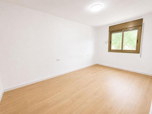 Piso en venta en Mataró, Cerdanyola Sud. Piso en Mataró por 185.000!. Pisos.