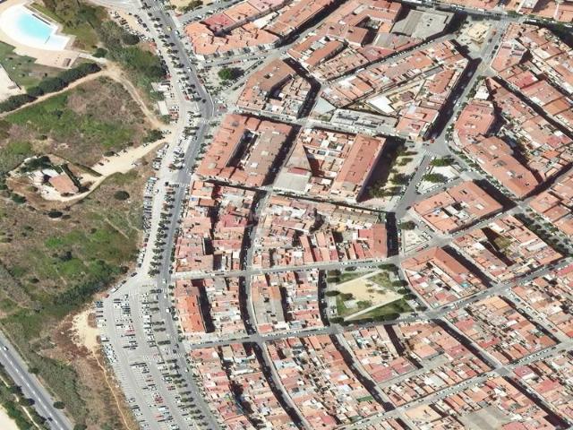 Piso en venta en Mataró, Cerdanyola Sud. Piso en Calle Roger de Lluria en Mataró, Barcelona. Pisos.
