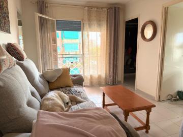 Piso en venta en Mataró, Cerdanyola Sud. Piso esquinero con ascensor en venta en Cami del Mig. Pisos.
