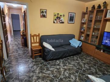 Piso en venta en Mataró, Cerdanyola Sud. PISO REFORMADO EN COMUNIDAD REDUCIDA. Pisos.