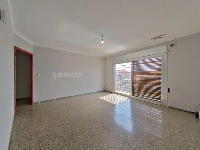 Piso en venta en Mataró, Cerdanyola Sud. Piso 4 habitaciones en Mataró. Pisos.