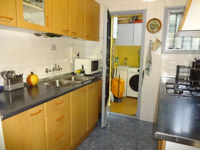 Piso en venta en Mataró, Cirera. Planta baja de 4 habitaciones !. Pisos.