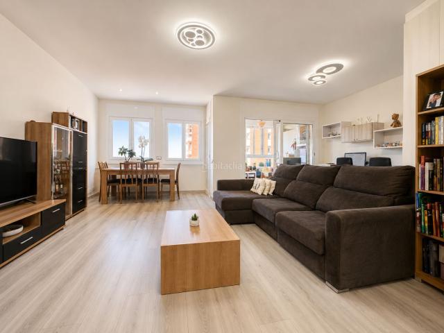Piso en venta en Mataró, Eixample. Piso en venta en Ronda President Macia. Pisos.