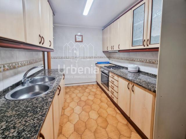 Piso en venta en Mataró, Peramàs. Piso con balcón en Peramás, Mataró!. Pisos.
