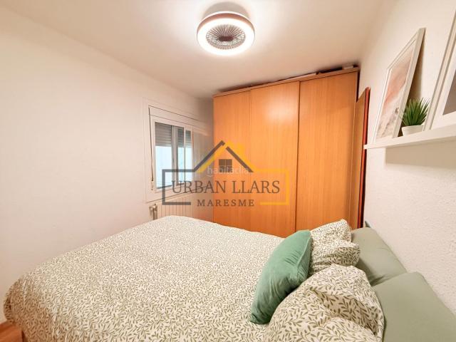 Piso en venta en Mataró, Peramàs. Piso muy luminoso con ascensor en Peramas. Pisos.