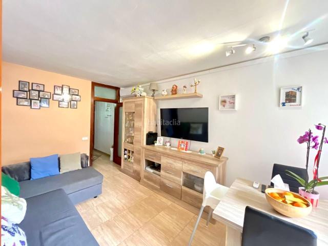 Piso en venta en Mataró, Rocafonda. ESPECTACULAR PRIMER PISO CON ASCENSOR Y TERRAZA PRIVADA. Pisos.