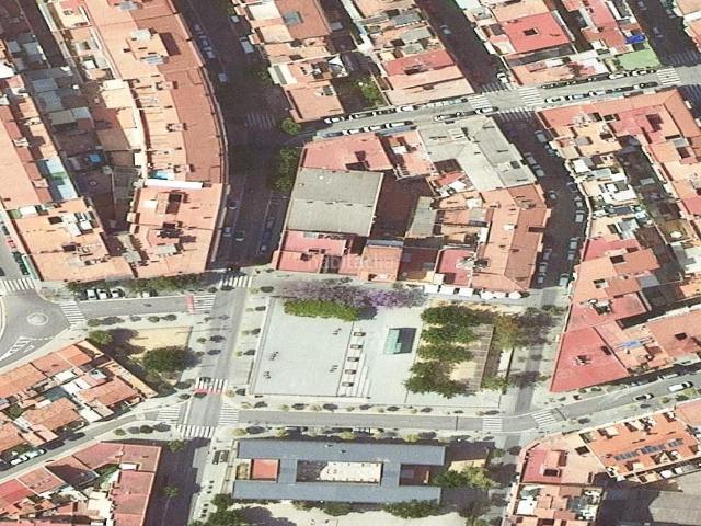 Piso en venta en Mataró, Rocafonda. Piso en venta en calle Colombia. Pisos.