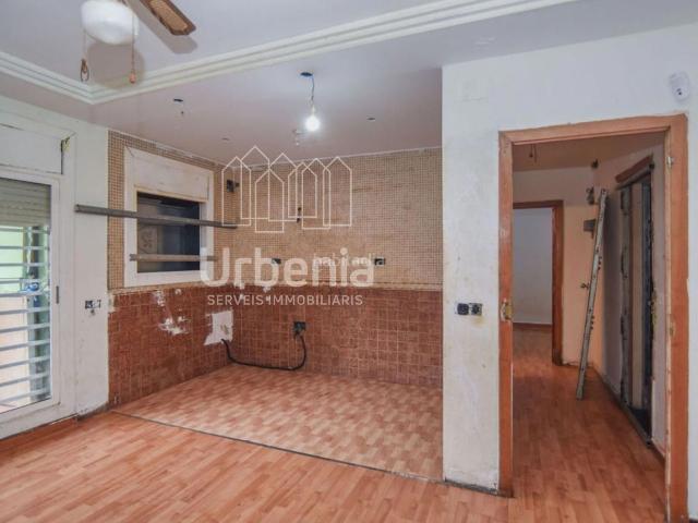 Piso en venta en Mataró, Rocafonda. Piso en venta en Pablo Picasso. Pisos.