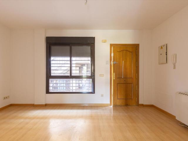Piso en venta en Meco, Madrid en Calle Imagen