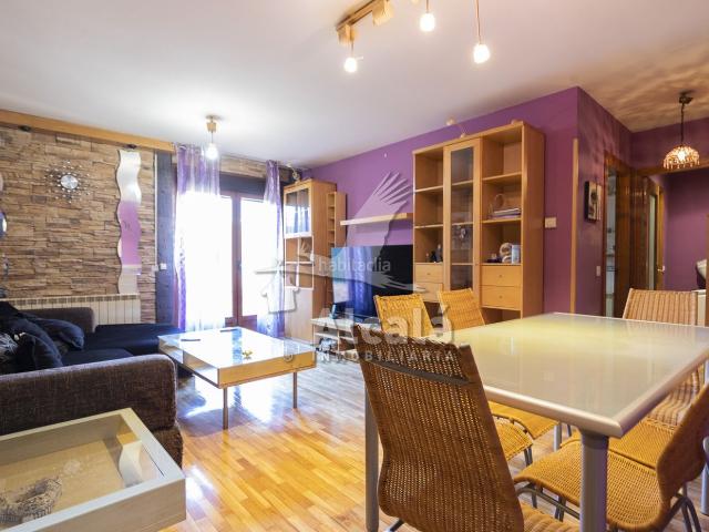 Piso en venta en Meco, Meco pueblo. VENTA DE PISO BAJO CON PATIO Y PLAZA DE GARAJE. Pisos.