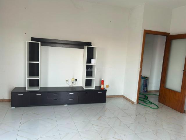 Piso en venta en Medellín. ¡Gran Ocasión! Piso de 4 Dormitorios + Buhardilla!. Pisos.