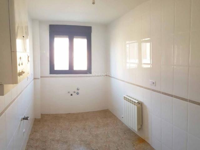 Piso en venta en Medina de Rioseco. Avenida Juan Carlos I 14, 1º A Edificio Almirantes de Castilla en Medina de Rioseco. Pisos Medina de.