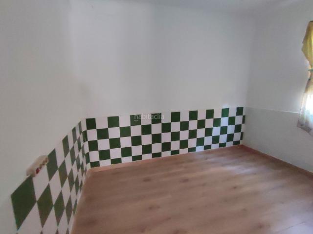 Piso en venta en Medina del Campo. Vivienda y Nave local. Pisos Medina del.