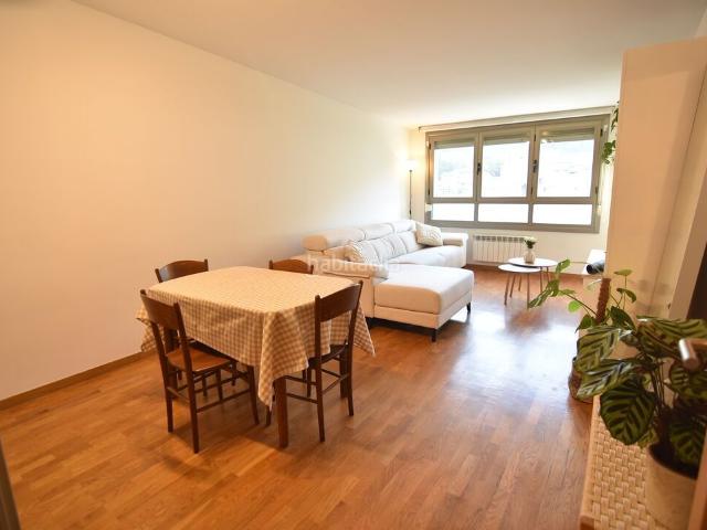 Piso en venta en Mendaro. 2 hab. 2 baños. Garaje y trastero. Pisos.
