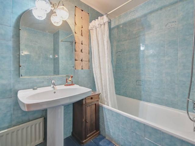Piso en Venta en Mendebaldea Ermitagaña