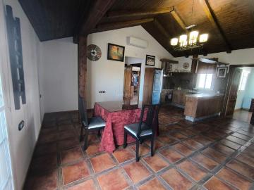Piso en venta en Mengíbar. Pisos.