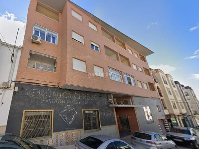Piso en venta en Mengíbar. Pisos.