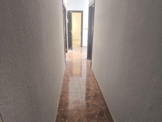 Piso en venta en Mengíbar. Pisos.