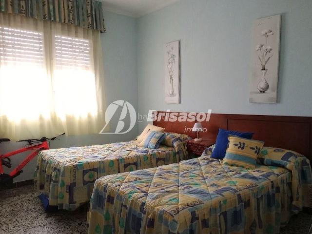 Piso en venta en Miami Platja, Centre Costa Dorada. Amplio piso en el centro de Miami Playa. Pisos Miami.