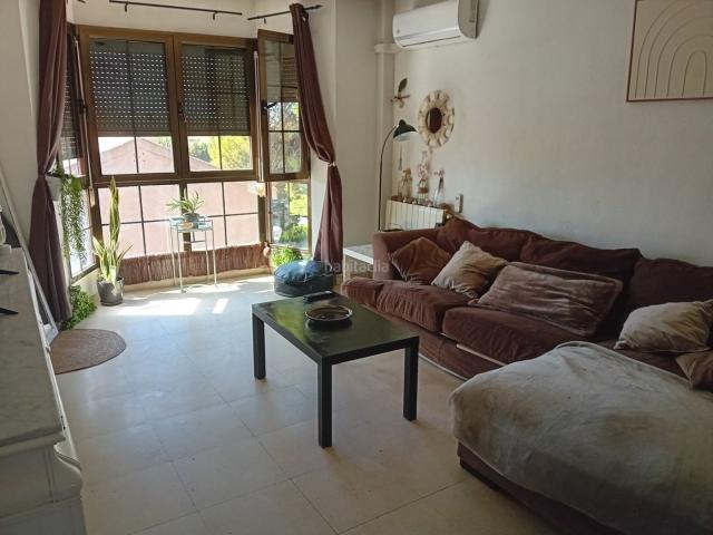 Piso en venta en Miguelturra. Piso de 4 dormitorios en Miguelturra, 83 m útiles, salón exterior, 2 baños y buena ubicación. Sin ascensor. Pisos.