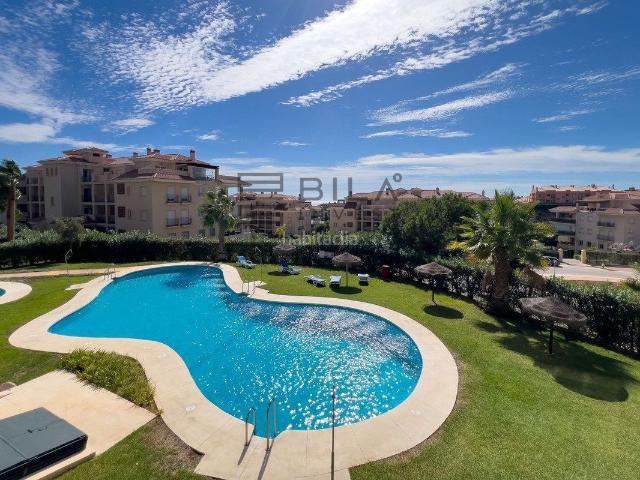 Piso en venta en Mijas, El Faro de Calaburra Chaparral. Piso en venta en Urb. La Mirada II, El Chaparral en Mijas Costa. Pisos.