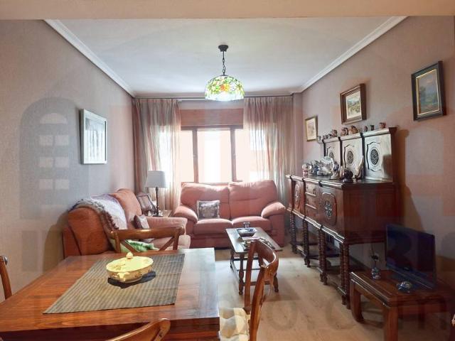 Piso en Venta en Milán Pumarín