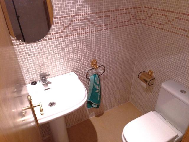 Piso en venta en Miraflores de la Sierra. Muy céntrico, todos los servicios en 100 metros, inmejorables vistas. Pisos Miraflores de la.