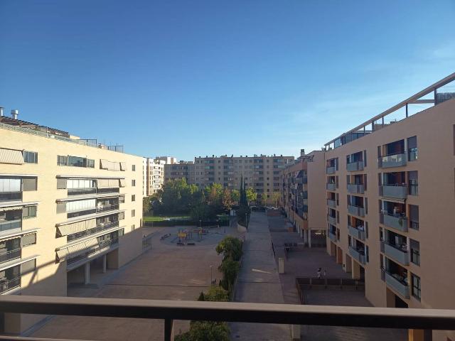 Piso en Venta en Miralbueno