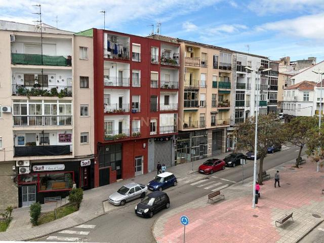 Piso en Venta en Miralvalle Av. Virgen del Puerto La Data