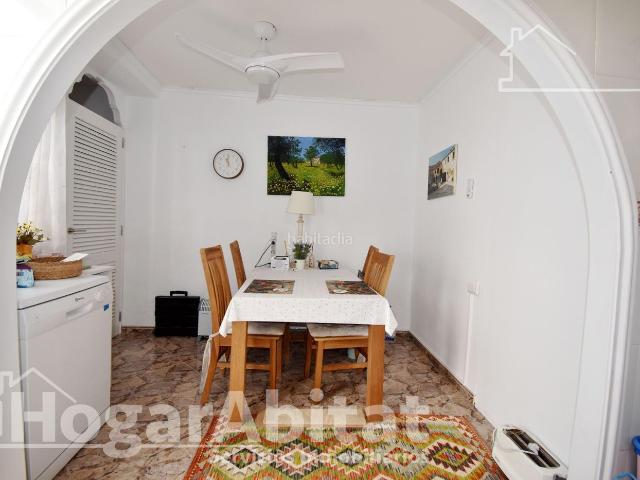 Piso en venta en Miramar. CERCA DEL CENTRO! SOFISTICADO Y LUMINOSO CON BALCÓN. Pisos.