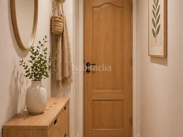 Piso en venta en Miramar. Amplia vivienda a reformar en el centro de Miramar con gran potencial. Pisos.