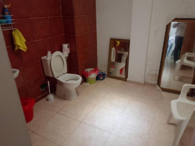 Piso en venta en Miramar. Se vende local de 234m en segunda línea de playa en Miramar con proyecto a vivienda. Pisos.