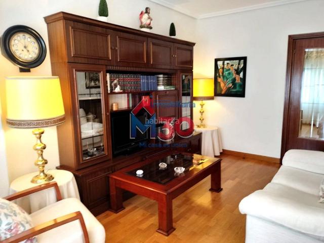Piso en venta en Miranda de Ebro, Centro. Piso en venta en Centro, 5 dormitorios. Pisos Miranda de.