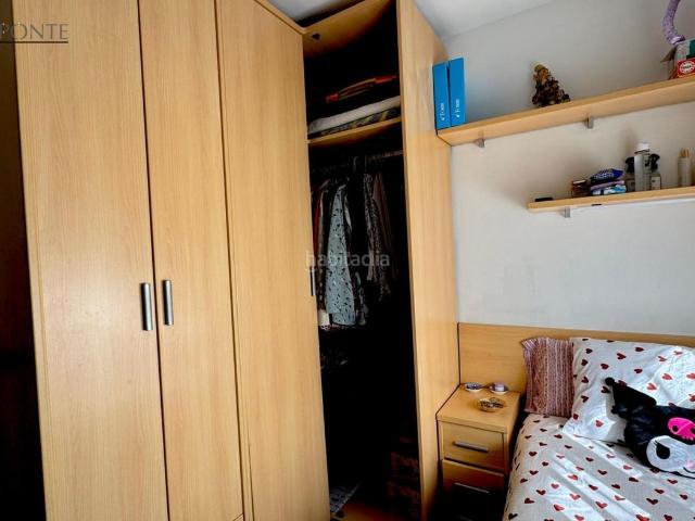 Piso en venta en Moaña. Te presentamos este piso en una de las zonas más prácticas y agradables de Moaña, a escasos metros del puerto deportivo, ideal par. Pisos.