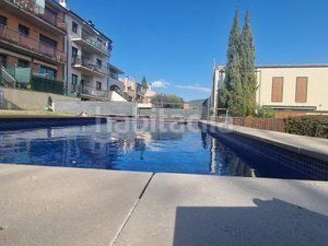 Piso en venta en Moià. PISO DE LUJO CON PISCINA. Pisos.